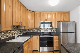 1030 N State St, Chicago, IL 60610 - Photo 6