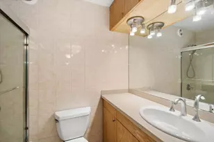 1030 N State St, Chicago, IL 60610 - Photo 10