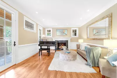 427 W Walnut Street, Hinsdale, IL 60521 - Photo 4