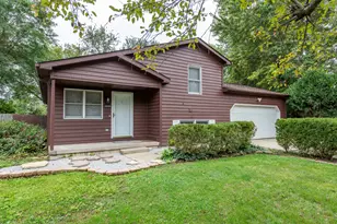 10395 W Illinois Ave, Beach Park, IL 60099 - Photo 1