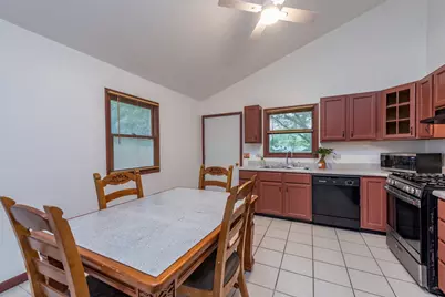 10395 W Illinois Avenue, Beach Park, IL 60099 - Photo 8