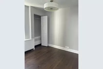 1455 N Sandburg Terrace #1609, Chicago, IL 60610 - Photo 8