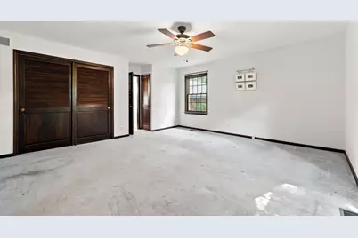 30W030 Schick Road, Bartlett, IL 60103 - Photo 12