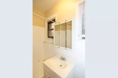 5419 S Harper Avenue #112, Chicago, IL 60615 - Photo 8