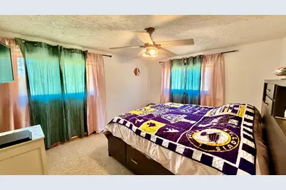 1001 Medlin Road, Centralia, IL 62801 - Photo 8