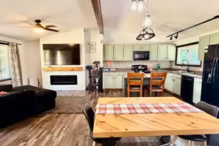 1001 Medlin Rd, Centralia, IL 62801 - Photo 4