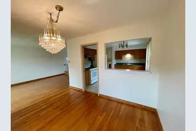7150 N Crawford Avenue, Lincolnwood, IL 60712 - Photo 8