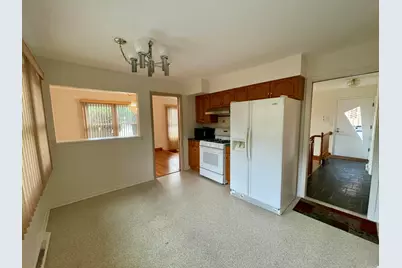 7150 N Crawford Avenue, Lincolnwood, IL 60712 - Photo 10