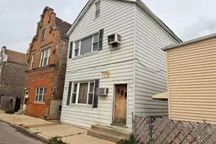 832 W 33rd St, Chicago, IL 60608 - Photo 2