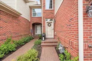 1039 Hickory Dr, Western Springs, IL 60558 - Photo 2