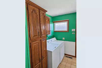 660 163rd Street, Calumet City, IL 60409 - Photo 8
