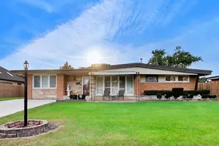 5180 N Monterey Ave, Norridge, IL 60706 - Photo 1