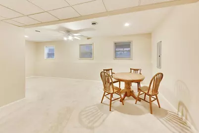 597 Turnbury Court W, Dekalb, IL 60115 - Photo 28