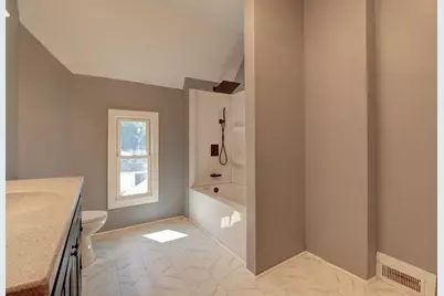 512 E 3rd Street, Rock Falls, IL 61071 - Photo 16