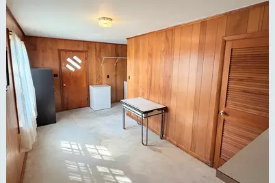 1300 Grant Street, Eldorado, IL 62930 - Photo 26