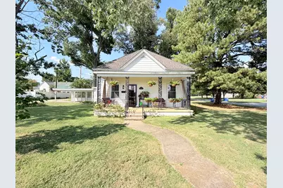 1300 Grant Street, Eldorado, IL 62930 - Photo 2