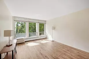 1400 E 55th Pl, Chicago, IL 60637 - Photo 6