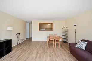1400 E 55th Pl, Chicago, IL 60637 - Photo 4