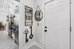 226 Juneway Terrace, Lake Bluff, IL 60044 - Photo 10