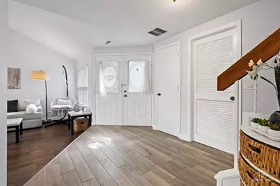 27 Sarahs Grove Lane, Schaumburg, IL 60193 - Photo 6