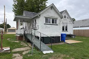 820 N Burr St, Kewanee, IL 61443 - Photo 16