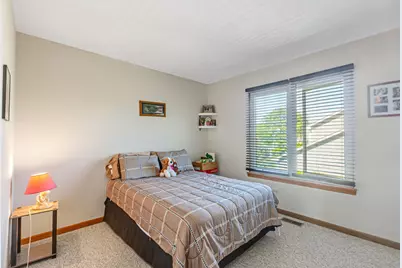 1898 McRae Lane, Mundelein, IL 60060 - Photo 18