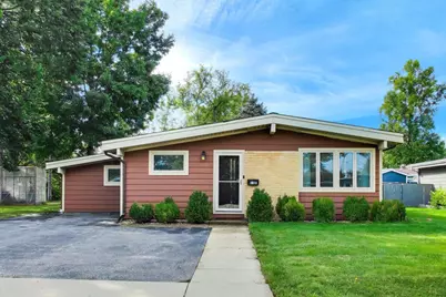 15 E Jeffery Avenue, Wheeling, IL 60090 - Photo 1