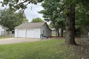 3904 Grove Ave, McHenry, IL 60050 - Photo 4