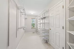415 Shadow Creek Dr, Vernon Hills, IL 60061 - Photo 10