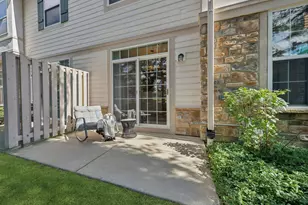 415 Shadow Creek Dr, Vernon Hills, IL 60061 - Photo 16