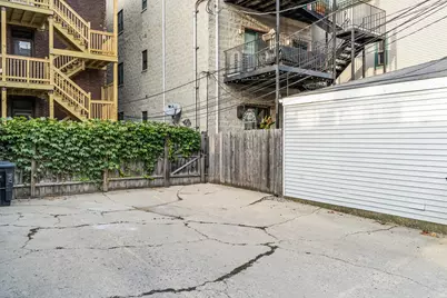 847 W Roscoe Street #1, Chicago, IL 60657 - Photo 22