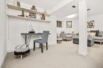 847 W Roscoe Street #1, Chicago, IL 60657 - Photo 14