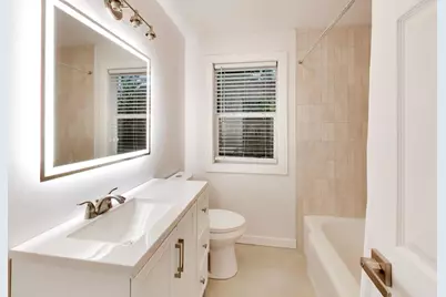 5142 Jarlath Avenue, Skokie, IL 60077 - Photo 22