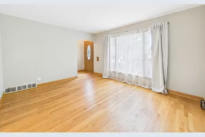 6345 W Peterson Avenue, Chicago, IL 60646 - Photo 6