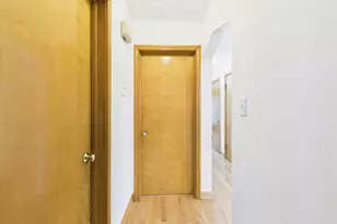 6345 W Peterson Ave, Chicago, IL 60646 - Photo 32