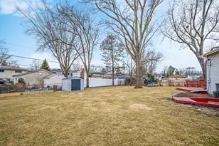1923 E Pawnee Ln, Mount Prospect, IL 60056 - Photo 30