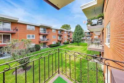 5432 W Windsor Avenue #2A, Chicago, IL 60630 - Photo 8