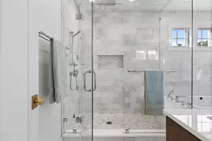 2057 N Oakley Ave, Chicago, IL 60647 - Photo 20