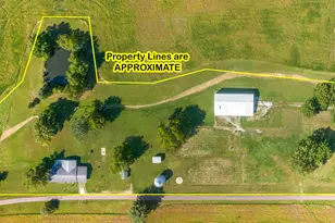 2217 Mercer Farm Rd, Centralia, IL 62801 - Photo 4