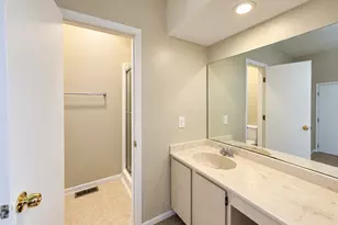 2105 Melrose Dr, Champaign, IL 61820 - Photo 12