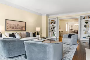 227 E Delaware Pl, Chicago, IL 60611 - Photo 6