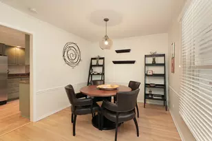 1196 Cedar Ln, Northbrook, IL 60062 - Photo 6