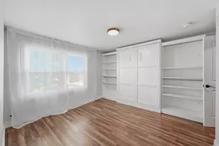 1996 Holbrook Ln, Hoffman Estates, IL 60194 - Photo 22