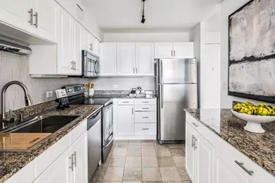 1636 N Wells Street #1606, Chicago, IL 60614 - Photo 8