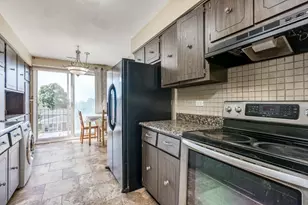 6020 Lincoln Ave, Morton Grove, IL 60053 - Photo 12