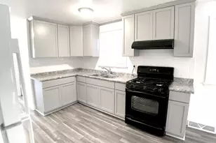3451 W 38th St, Chicago, IL 60632 - Photo 8