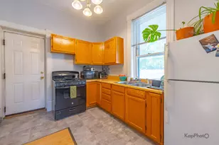 3001 S Haynes Ct, Chicago, IL 60608 - Photo 6