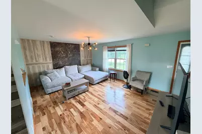 1536 Moluf Street, Dekalb, IL 60115 - Photo 4