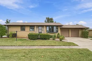 171 Serena Dr, Chicago Heights, IL 60411 - Photo 1
