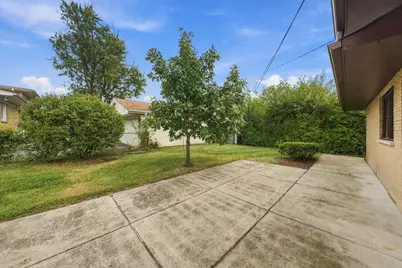 171 Serena Drive, Chicago Heights, IL 60411 - Photo 24